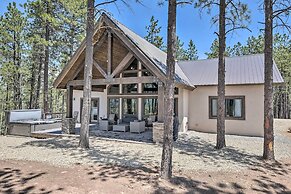 Custom Mountain Home: Views, Hot Tub & Fire Pit!