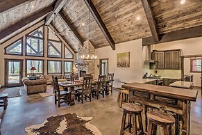 Custom Angel Fire Home: Views, Hot Tub & Fire Pit!