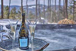 Custom Angel Fire Home: Views, Hot Tub & Fire Pit!