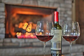 Custom Angel Fire Home: Views, Hot Tub & Fire Pit!