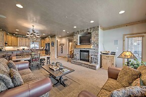 High-end Huntsville Condo w/ Private Hot Tub!