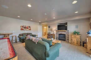 High-end Huntsville Condo w/ Private Hot Tub!