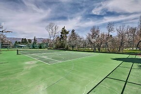 High-end Huntsville Condo w/ Private Hot Tub!