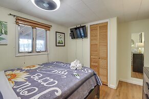 Happy Place by the Lake w/ Fire Pit: Walk to Beach