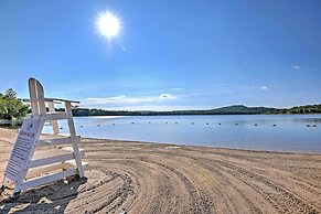 Happy Place by the Lake w/ Fire Pit: Walk to Beach