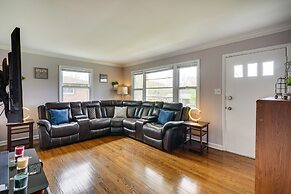 Home Rental w/ Yard Near Downtown Greensboro!