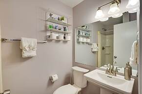 Home Rental w/ Yard Near Downtown Greensboro!