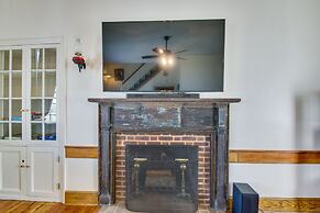 Idyllic Appomattox Home w/ Porch & Rocking Chairs!