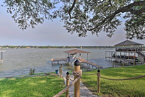 Lakefront Granbury Getaway: Boat, Swim & Fish