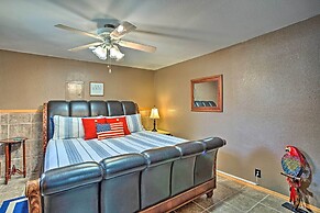 Lake Texoma Cabin - 1 Mi to Park & Boat Ramp!