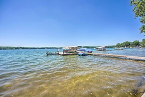 Corey Lake Home, 7 Mi to Swiss Valley Ski Resort!