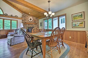 Corey Lake Home, 7 Mi to Swiss Valley Ski Resort!