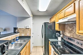 La Vergne Townhome: 22 Mi to Dtwn Nashville!