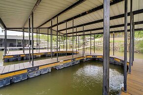 Waterfront Grand Lake Family House w/ Game Room!