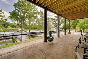 Waterfront Grand Lake Family House w/ Game Room!