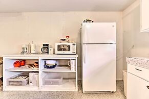 Fishing Pier, Kayaks: Bayfront Home in Palacios!