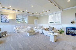 Luxe Federal Way Rental - Walk to the Water!