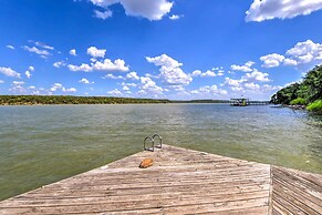 Dock & Private Pool: Lake Palo Pinto Retreat!