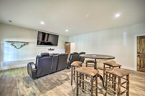 Patio w/ Fireplace: Glenville Resort Retreat!