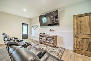 Patio w/ Fireplace: Glenville Resort Retreat!