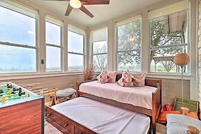 Modern Lakehouse w/ Stunning Views & Hot Tub!
