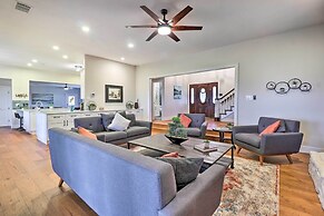 Modern Lakehouse w/ Stunning Views & Hot Tub!