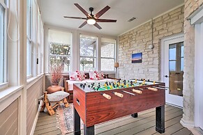 Modern Lakehouse w/ Stunning Views & Hot Tub!