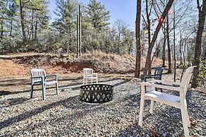 Modern Cabin w/ Fire Pit < 3 Mi to Trails!