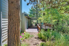 Stunning Golden Home w/ Deck ~ 35 Mi to Denver!
