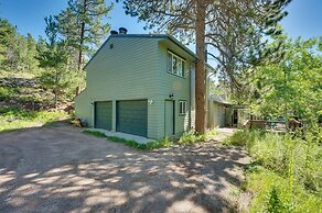 Stunning Golden Home w/ Deck ~ 35 Mi to Denver!