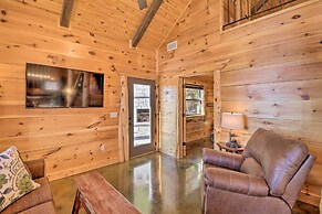 Mountain View Hideaway w/ Outdoor Fireplace!