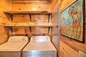 Mountain View Hideaway w/ Outdoor Fireplace!