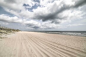 Oceanfront Carolina Beach Condo w/ Pool & Views!