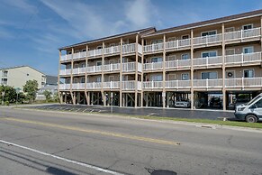 Oceanfront Carolina Beach Condo w/ Pool & Views!