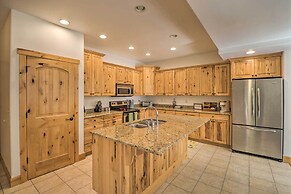 Flathead Lake Getaway w/ Balcony, Fireplace!