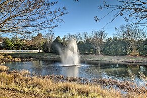 2 Mi to Bethany Beach: Condo w/ Deck & Pool Access