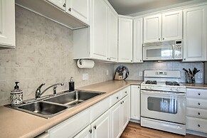 2 Mi to Bethany Beach: Condo w/ Deck & Pool Access