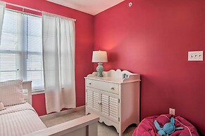 2 Mi to Bethany Beach: Condo w/ Deck & Pool Access