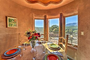 Peaceful New Mexico Retreat w/ Panoramic Mtn Views