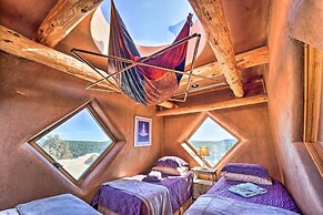 Peaceful New Mexico Retreat w/ Panoramic Mtn Views