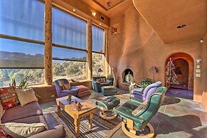 Peaceful New Mexico Retreat w/ Panoramic Mtn Views