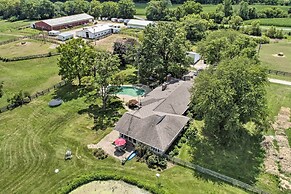 Peaceful Lebanon Farmhouse/ranch w/ Pool!