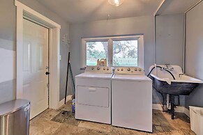 Peaceful Lebanon Farmhouse/ranch w/ Pool!