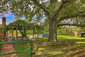 Peaceful Lebanon Farmhouse/ranch w/ Pool!