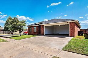 Pet-friendly Lubbock Home W/yard - 6Mi to TTU