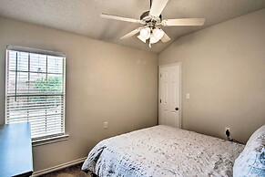Pet-friendly Lubbock Home w/ Yard - 6 Mi to TTU