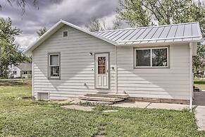 Lovely Thermopolis Home < 3 Mi to Hot Springs