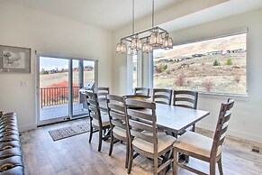 Scenic Eden Gem w/ Hot Tub ~ 6 Mi to Ski Area