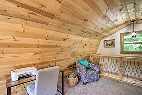 Peaceful Murphy Retreat With Grill & River Views!