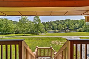 Peaceful Murphy Retreat With Grill & River Views!